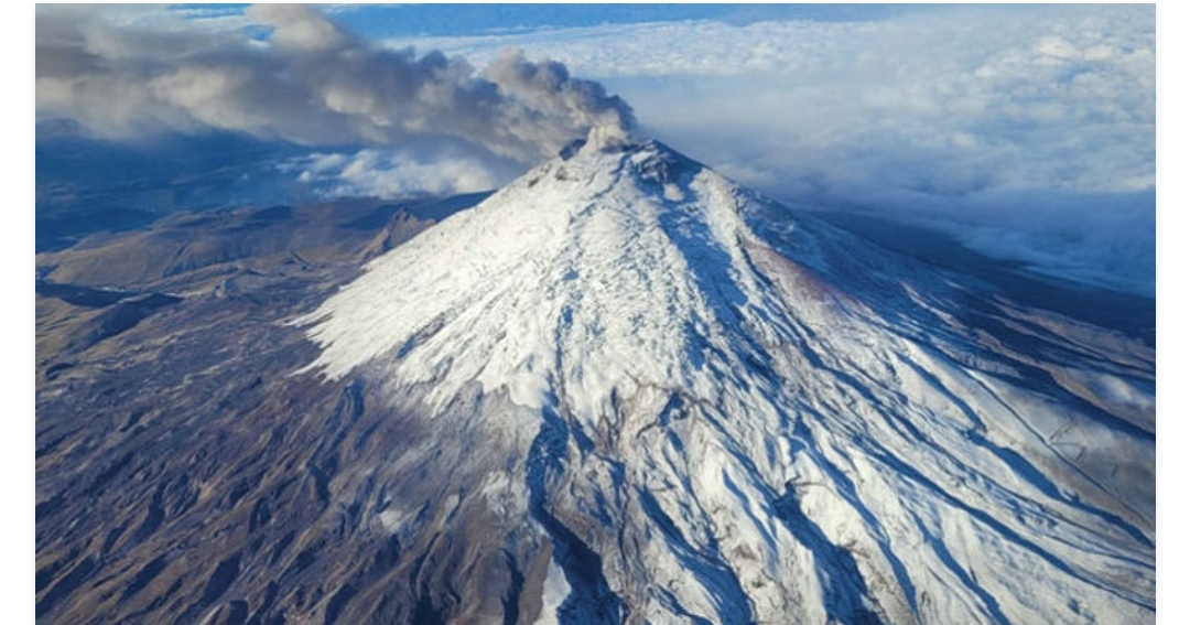 Activarán sirenas del volcán Cotopaxi para mejorar la capacidad de respuesta de la población