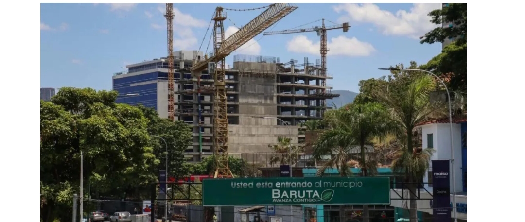 Silencio de alcalde de Baruta sobre detención de dos de sus directores parece llegar a su fin