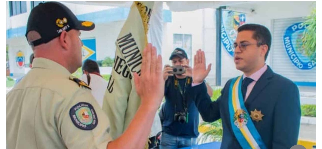 Alcalde León Jurado nombró al nuevo director de la Policía Municipal de San Diego