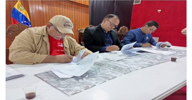 Unerg atendió más de tres mil solicitudes durante entrega de documentos