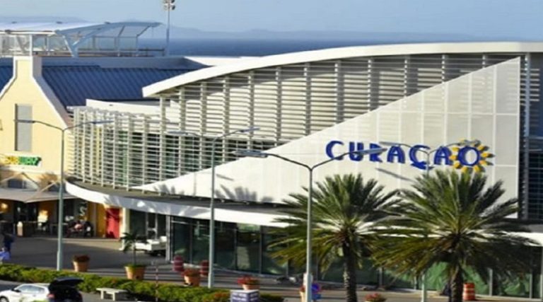 Inició ruta entre Venezuela y Curazao