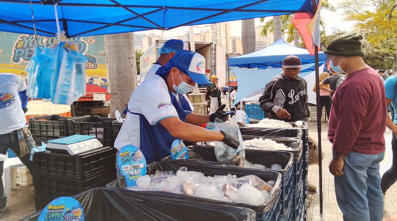 Vicepresidenta Delcy Rodríguez inspeccionó Megaferia del Cardumen en Caracas