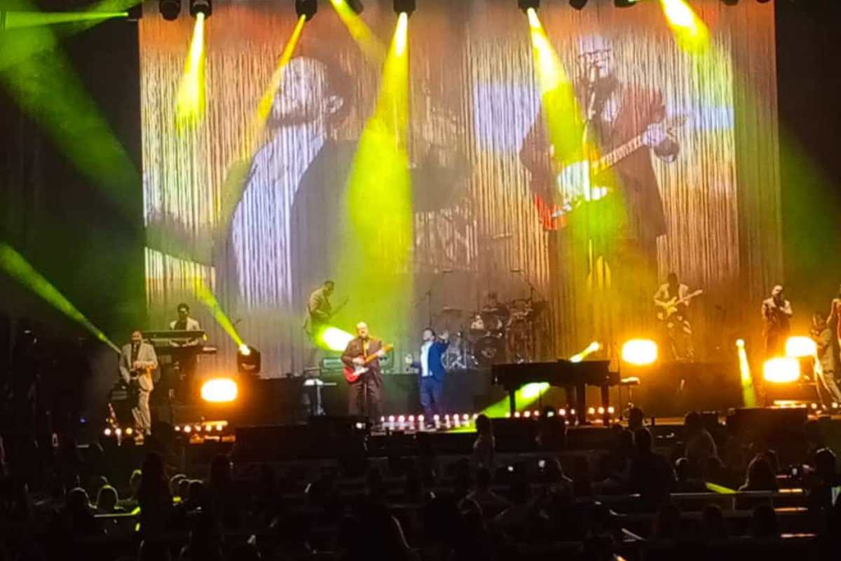 ¡Apoteósico! Sin Bandera hizo vibrar el Poliedro de Caracas