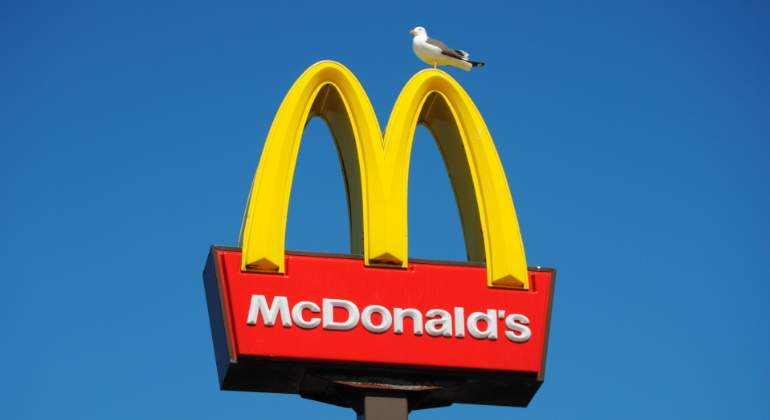 McDonald’s cierra temporalmente sus oficinas en EEUU en anticipación a un anuncio de despidos