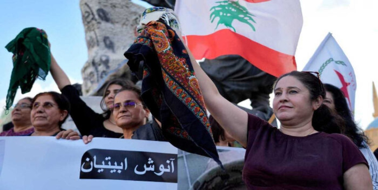 Irán prohibió la entrada de mujeres sin velo en museos y lugares históricos