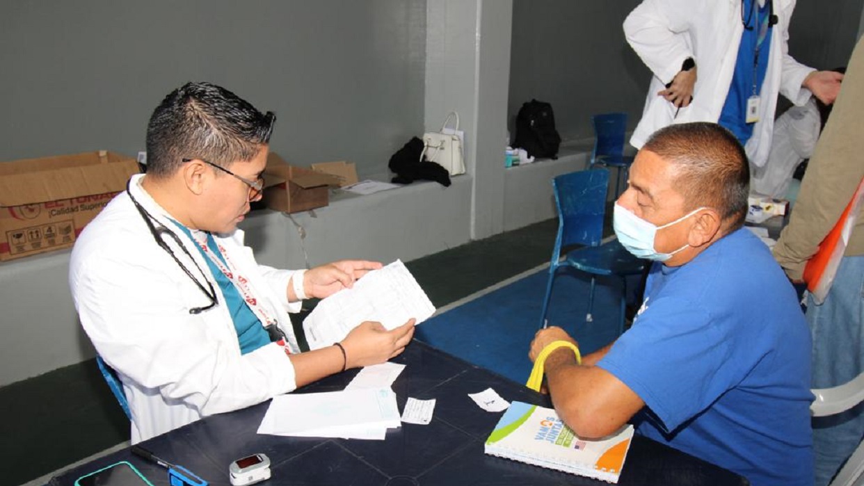 200 personas fueron atendidas en una jornada de salud en el sector Bucaral de Chacao