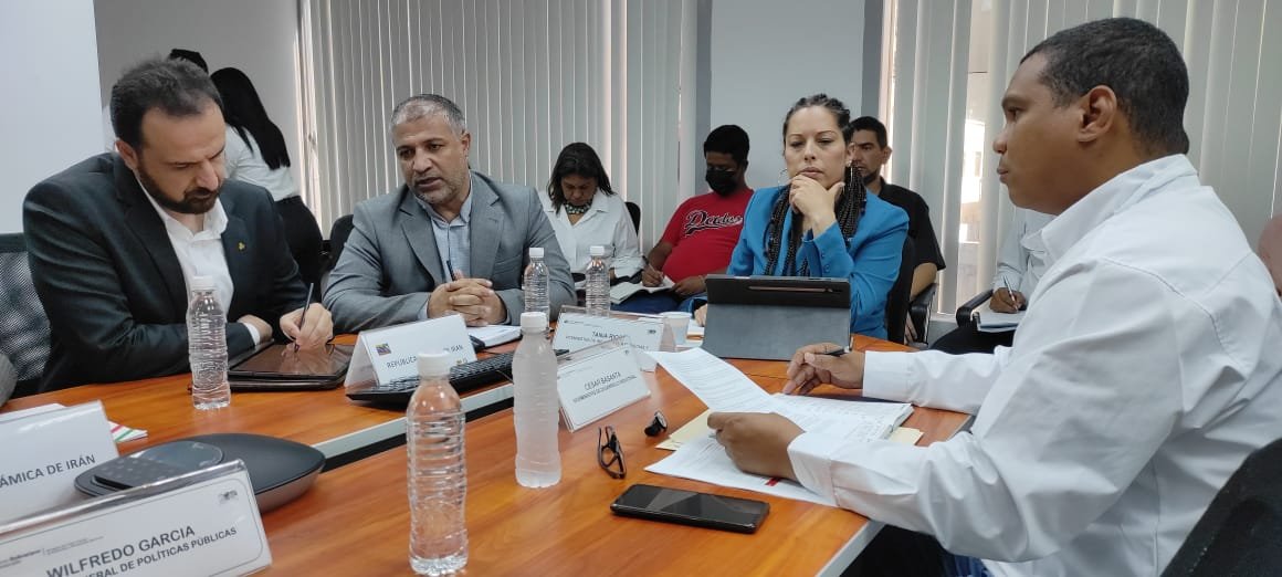 Autoridades de Venezuela e Irán sostuvieron encuentro para establecer acuerdos en materia automotriz