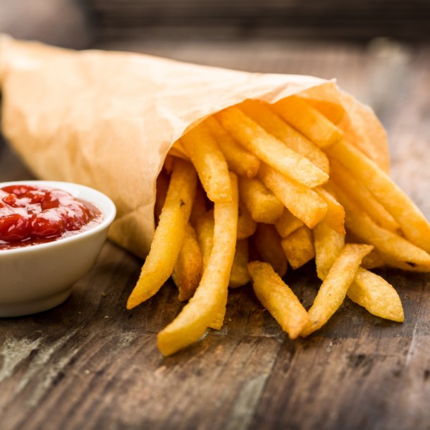 Comer frecuentemente papas fritas podría aumentar el riesgo de depresión y ansiedad, según estudio