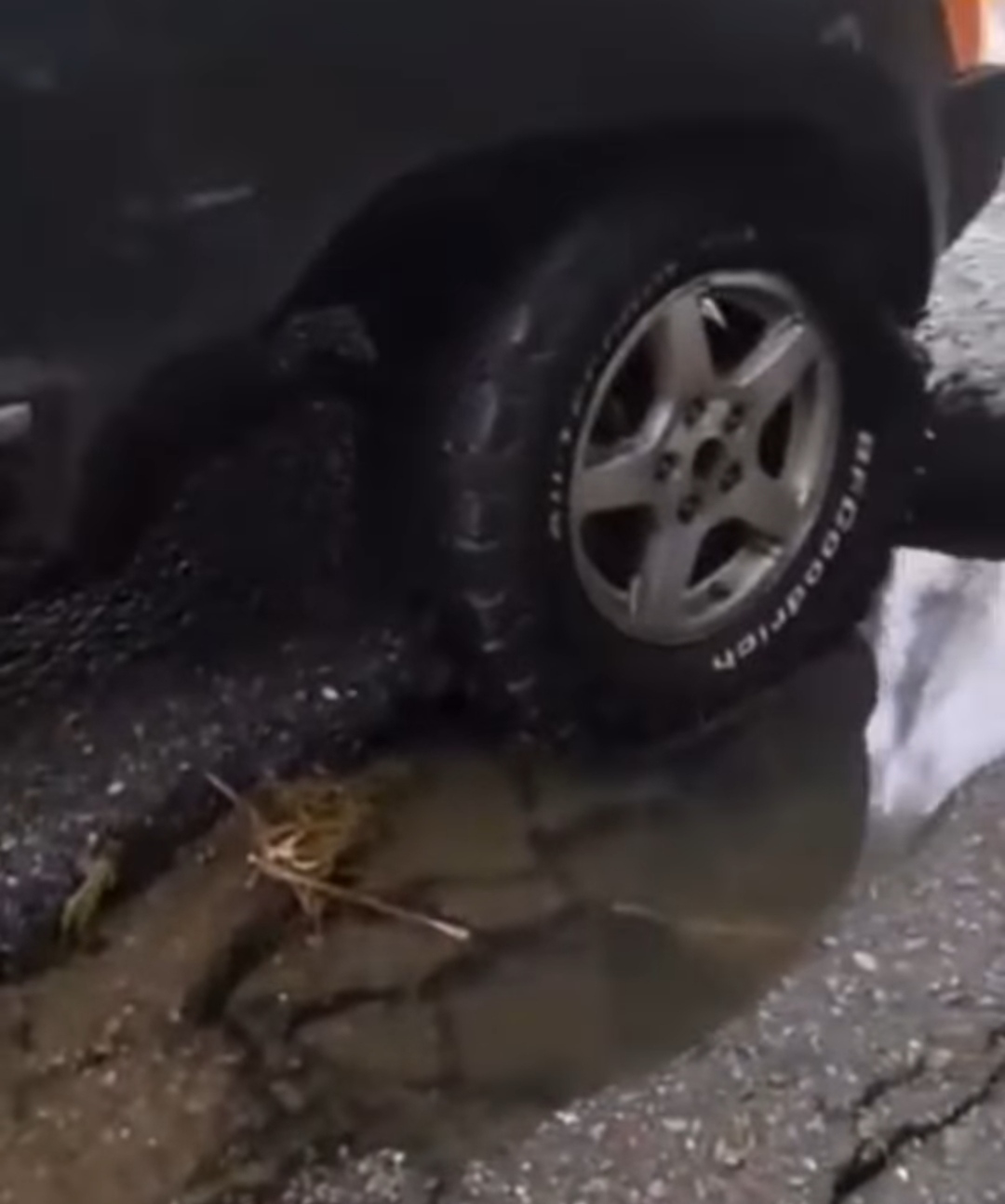 Al menos un herido dejó el siniestro vial ocurrido en la Vuelta de Lola, Mérida (+ Video)
