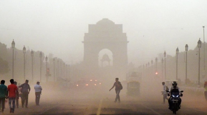 Fuertes vientos y exceso de polvo deterioran calidad del aire en India