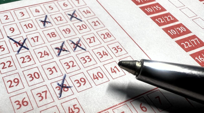 Un hombre que ganó tres veces la lotería reveló su truco