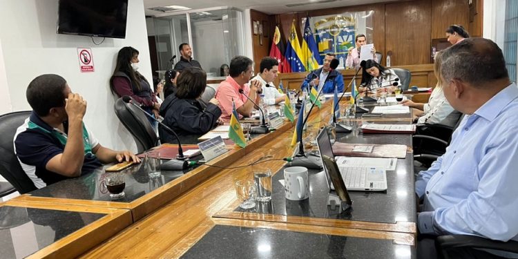 Concejo municipal de Baruta discutió ordenanza para crear espacios cardioprotegidos