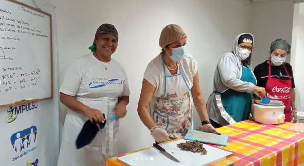 ¡Capacitación en acción! Más de 400 personas se han formado en el programa Chacao Emprende