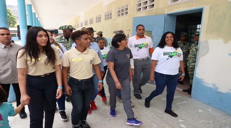 Vicepresidenta Delcy Rodríguez inspeccionó los trabajos de rehabilitación realizados en la UEN Pedro Emilio Coll