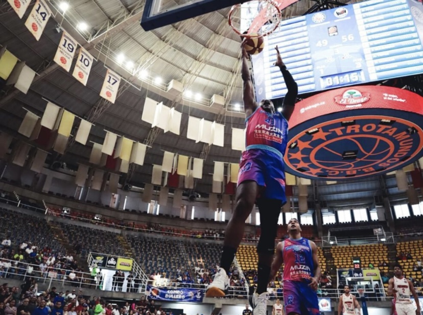 Trotamundos superó a Guaros ganando el segundo juego de la serie