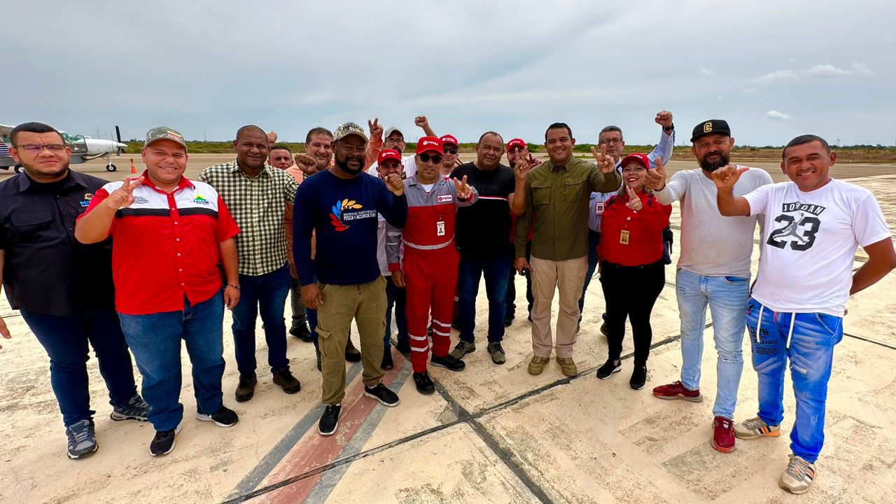 Ministro Rafael Tellechea activó el Comité de Recuperación del Golfete de Coro