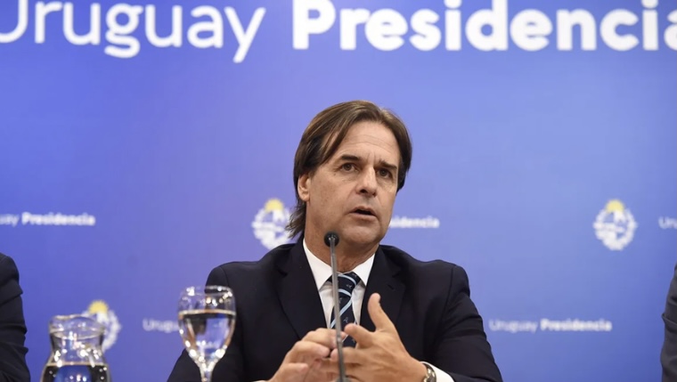 El presidente de Uruguay decreta emergencia hídrica para Montevideo y el área metropolitana