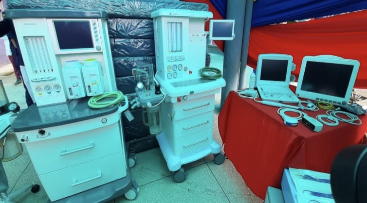 Entregan equipos médicos y materiales a centros de salud en Amazonas