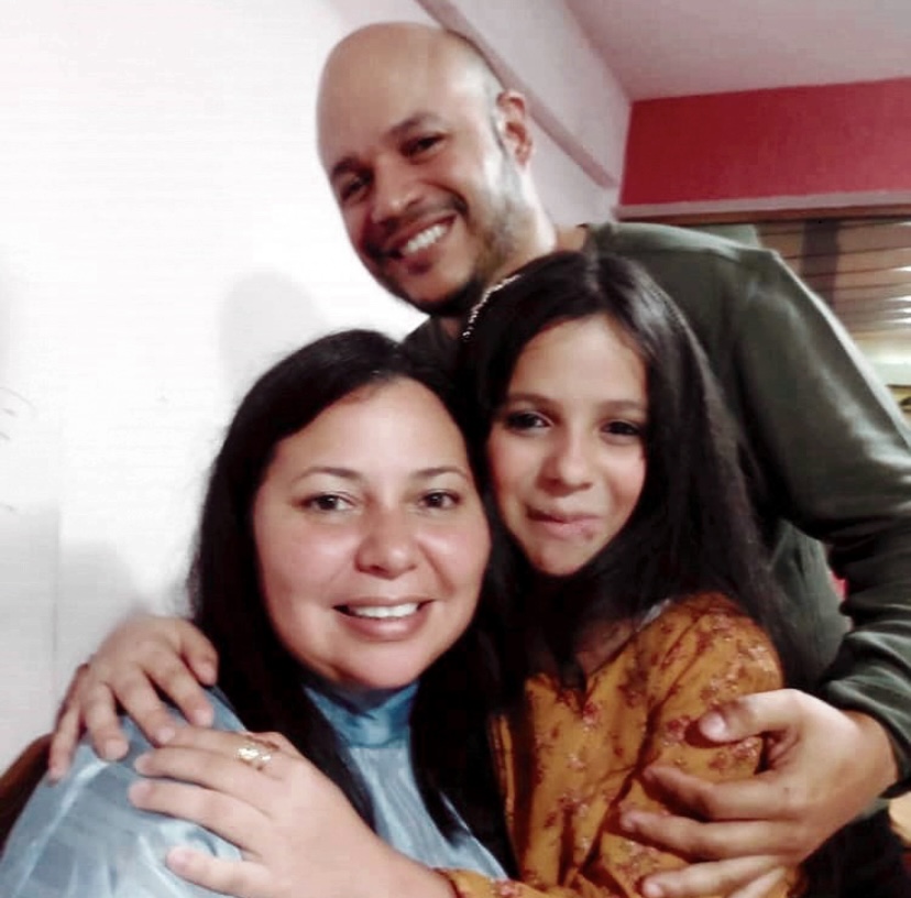 Hombres se involucran en la crianza de los hijos