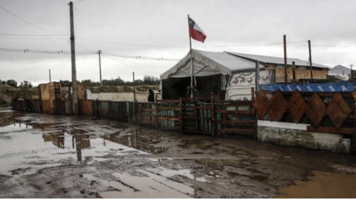 Chile decreta estado de catástrofe en varias regiones por inundaciones y desborde de ríos