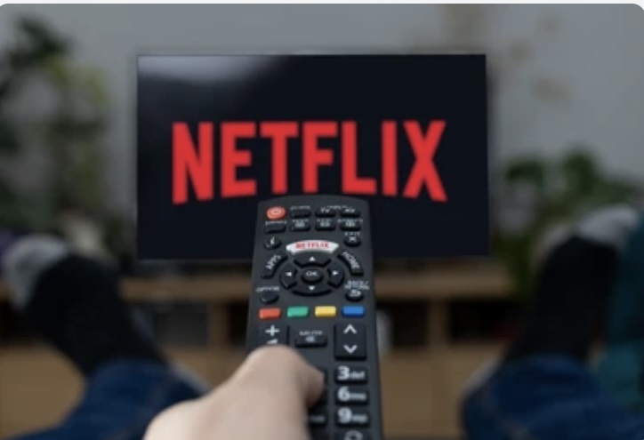 Netflix vuelve a tener cambios en su suscripción: si eres de los que ve series solo serás castigado como corresponde