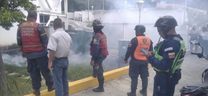 Explotó un transformador de electricidad en la Unes en Catia