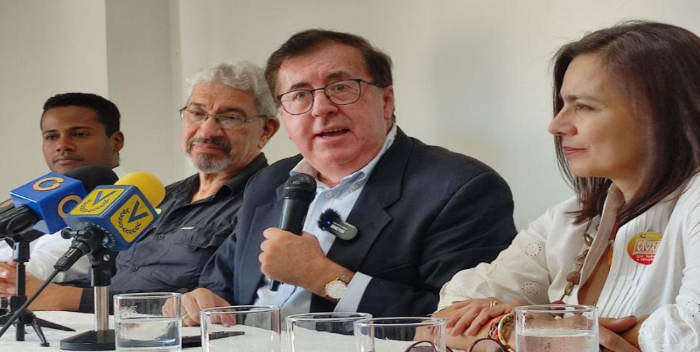 César Pérez Vivas plantea un pacto para la transición antes del 22 de octubre