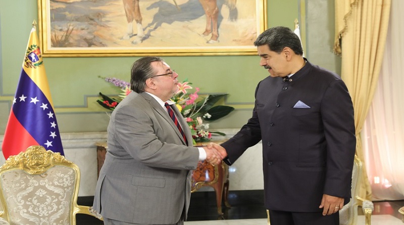 Presidente Nicolás Maduro recibió las cartas credenciales del embajador de Uruguay