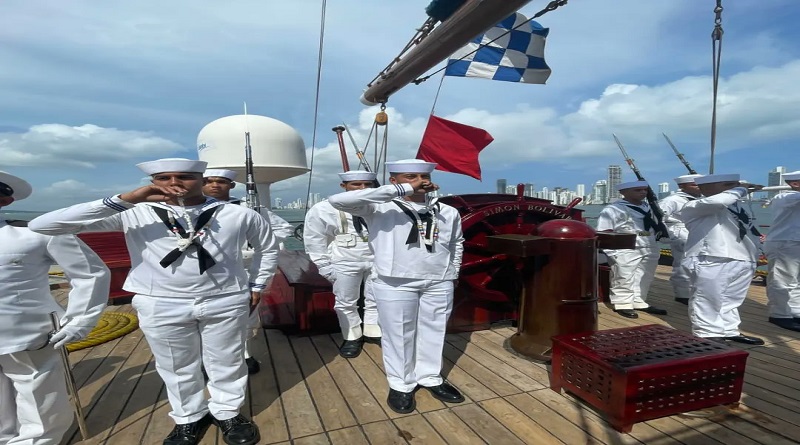 Buque Escuela Simón Bolívar toca tierra colombiana