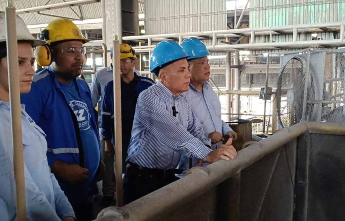 Manuel Rosales pidió que eliminen las sanciones para reactivar el sector industrial