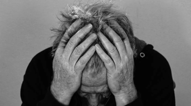 ¿Tienes pesadillas al dormir? Estos son los alimentos que debes evitar comer en la noche para obtener un buen descanso