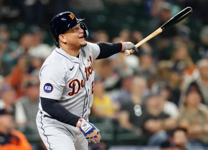 Miguel Cabrera superó a A-Rod en el récord de más hit conectados en la historia de las Grandes Ligas