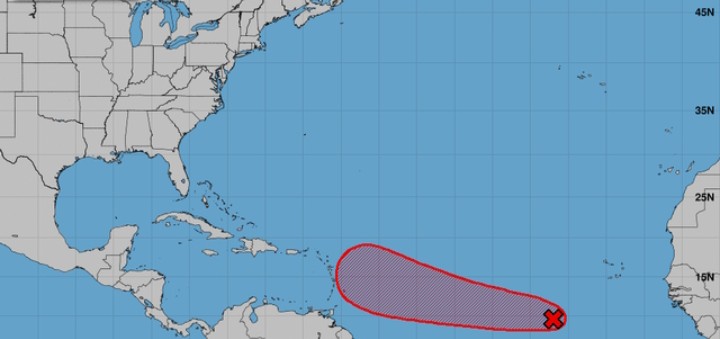 Onda tropical atlántica, más cerca de convertirse en depresión, amenaza el Caribe oriental