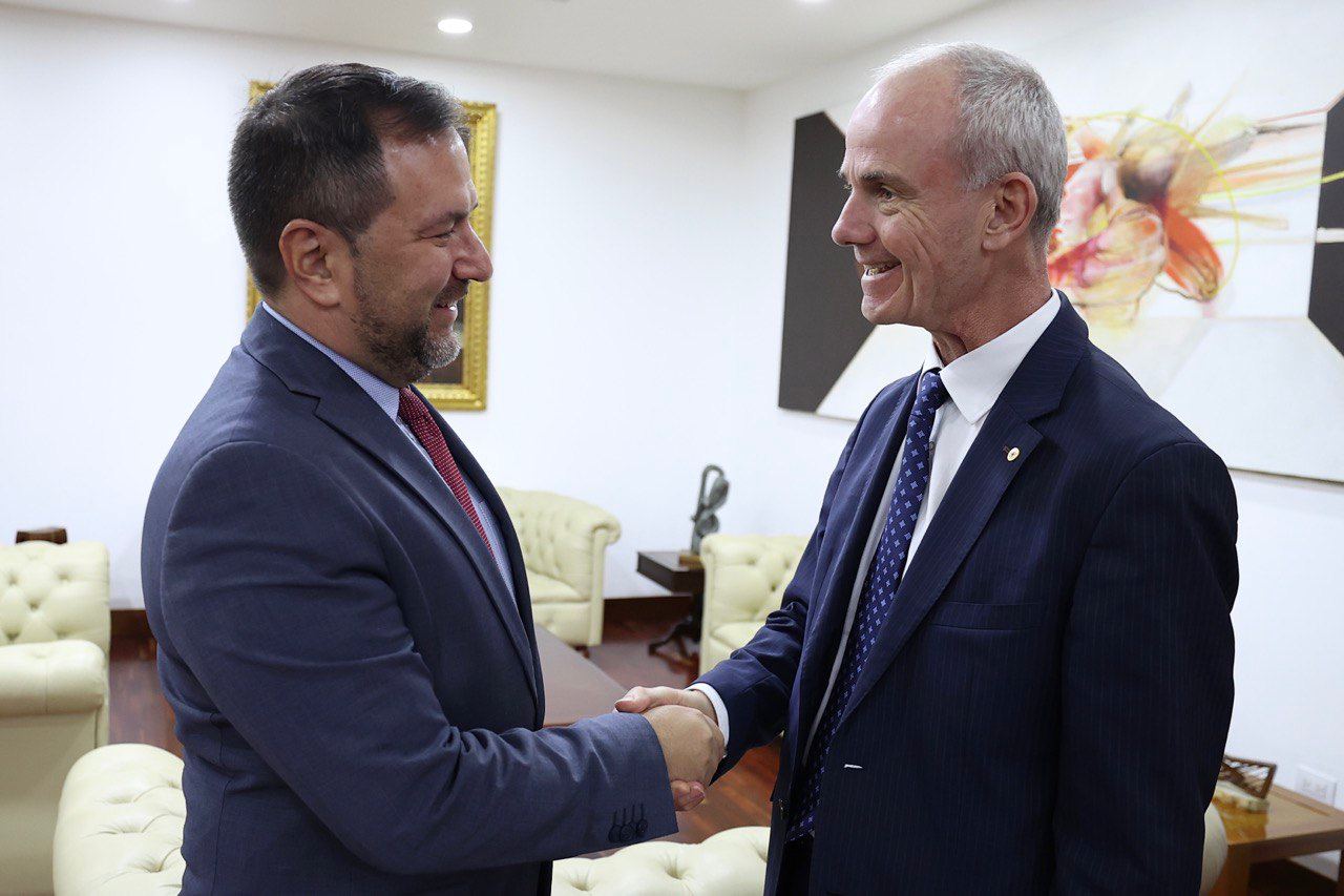 Venezuela y Cruz Roja revisan avances en líneas de cooperación