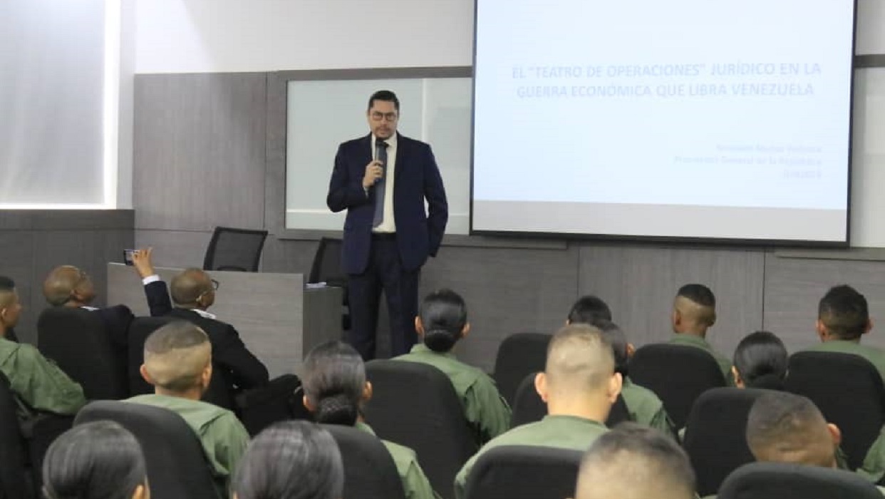 Procurador General de la República impartió conferencia sobre las dimensiones de la guerra económica en Venezuela
