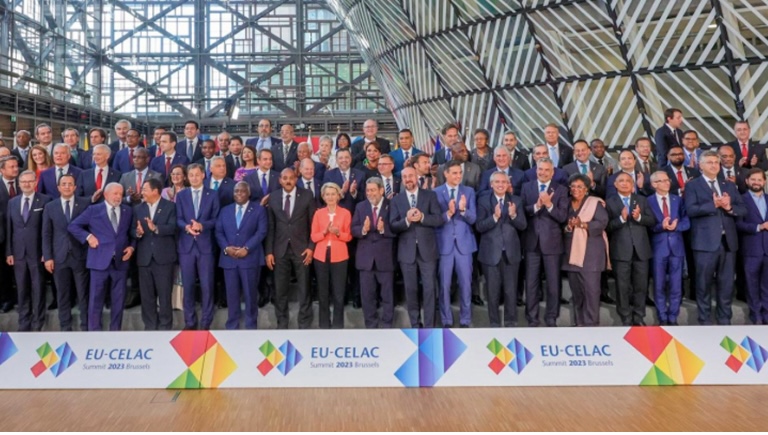 Cumbre UE-CELAC apoya diálogo en Venezuela y el proceso de paz en Colombia