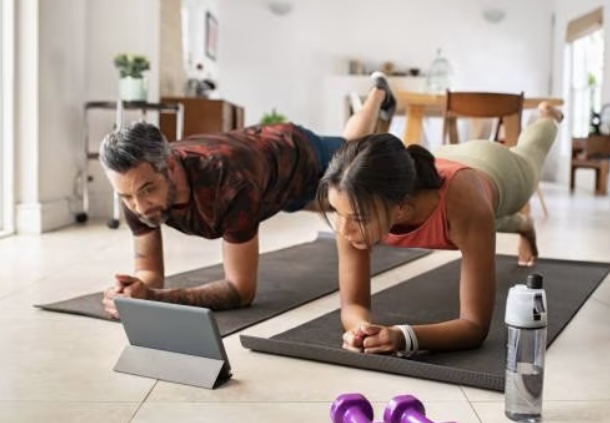 La masa muscular podría ayudar a protegerte contra el Alzheimer y esta es la explicación de los expertos