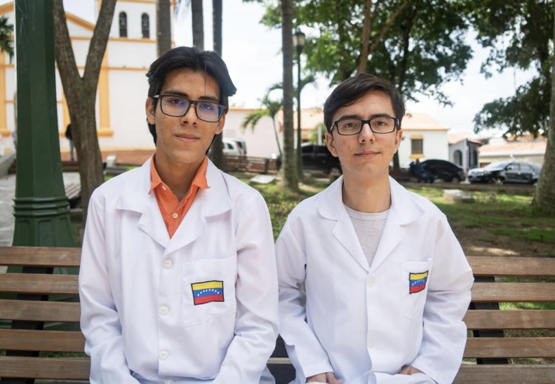 Cuatro jóvenes representarán a Venezuela en la Olimpiada Internacional de Química en Suiza