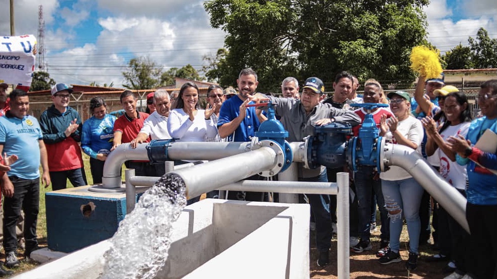 Anzoátegui recibirá 40 equipos para fortalecer el sistema de distribución de agua potable