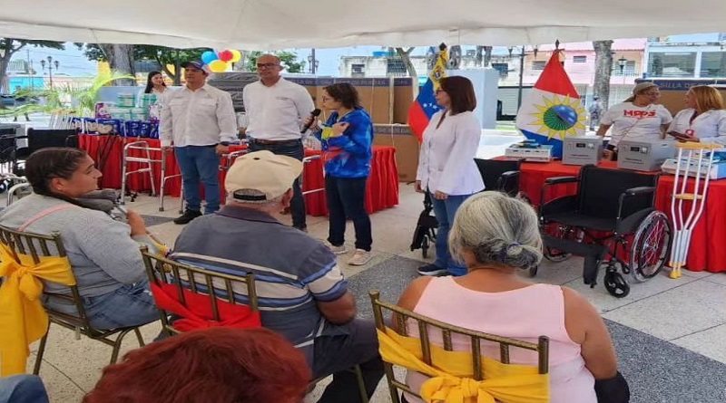 Autoridades entregaron insumos para rehabilitar consultorios populares en Yaracuy