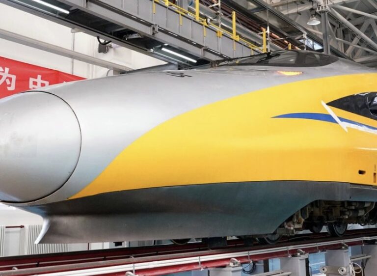China bate récords con el nuevo tren de alta velocidad más rápido del mundo