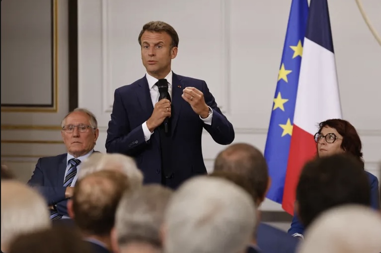 Francia: Macron compensará a los comerciantes luego de los disturbios