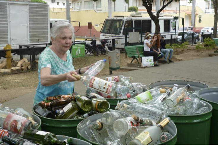 Jornada de reciclaje en municipio Chacao
