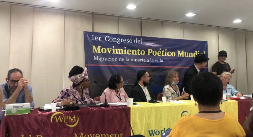 Náñez: La poesía es un mecanismo para repensar el mundo y sus problemas