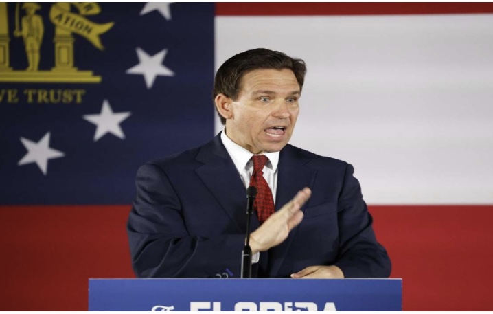 Encuesta muestra a DeSantis en un «mínimo histórico» a 40 puntos por detrás de Trump