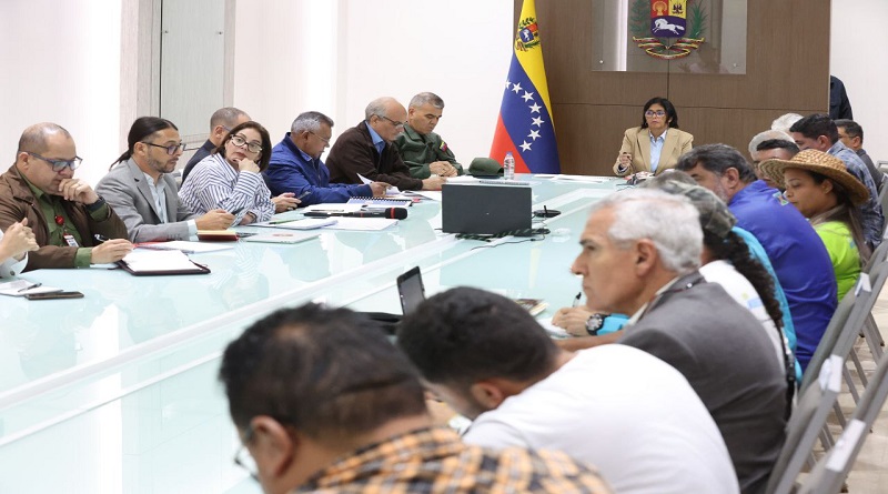 Autoridades evaluaron plan de atención para productores agrícolas de la Región Andina