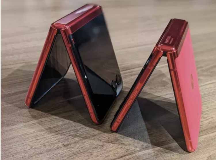 Motorola presentó sus nuevos dispositivos plegables Razr 40