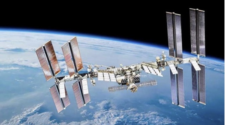 Elevan órbita de la Estación Espacial Internacional