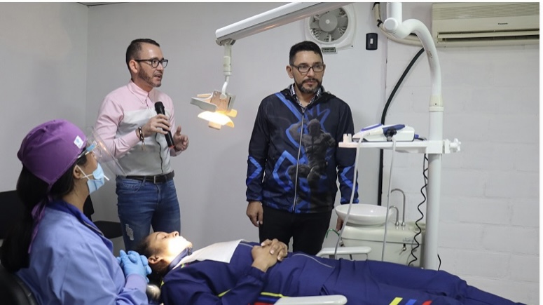 Inauguran sala odontológica en sede del Instituto de Deporte en Los Teques
