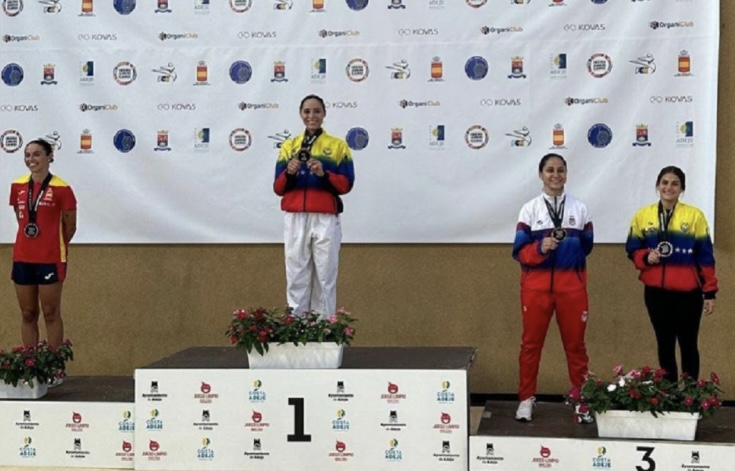 La porteña Claudymar Garcés campeona en el XI Campeonato Iberoamericano de Karate